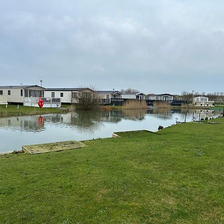 Waterside Ingoldmells S7 Santanavan 4 Hotel Exterior foto